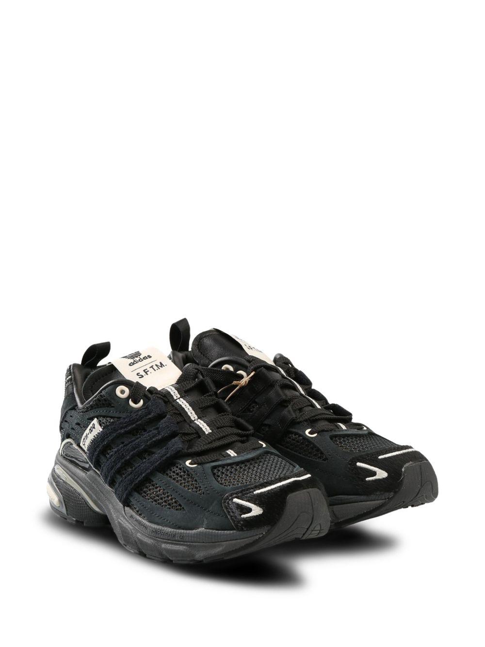 Adistar trainers  Product Image