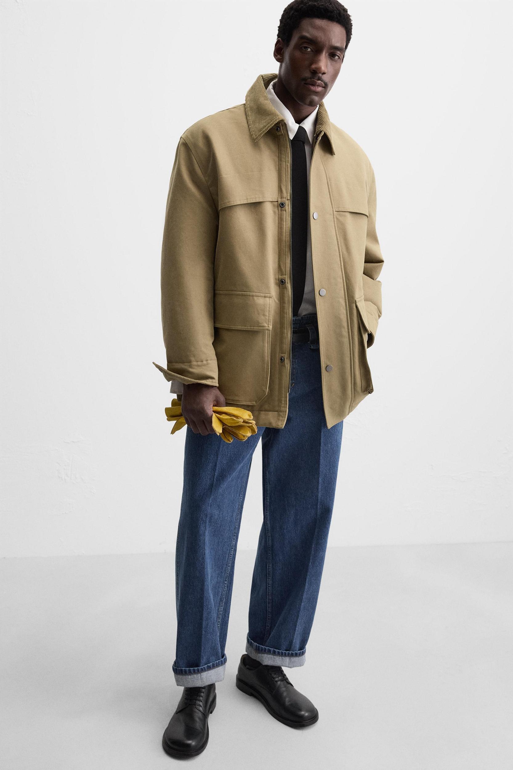 PLEATED STRAIGHT FIT JEANS Product Image