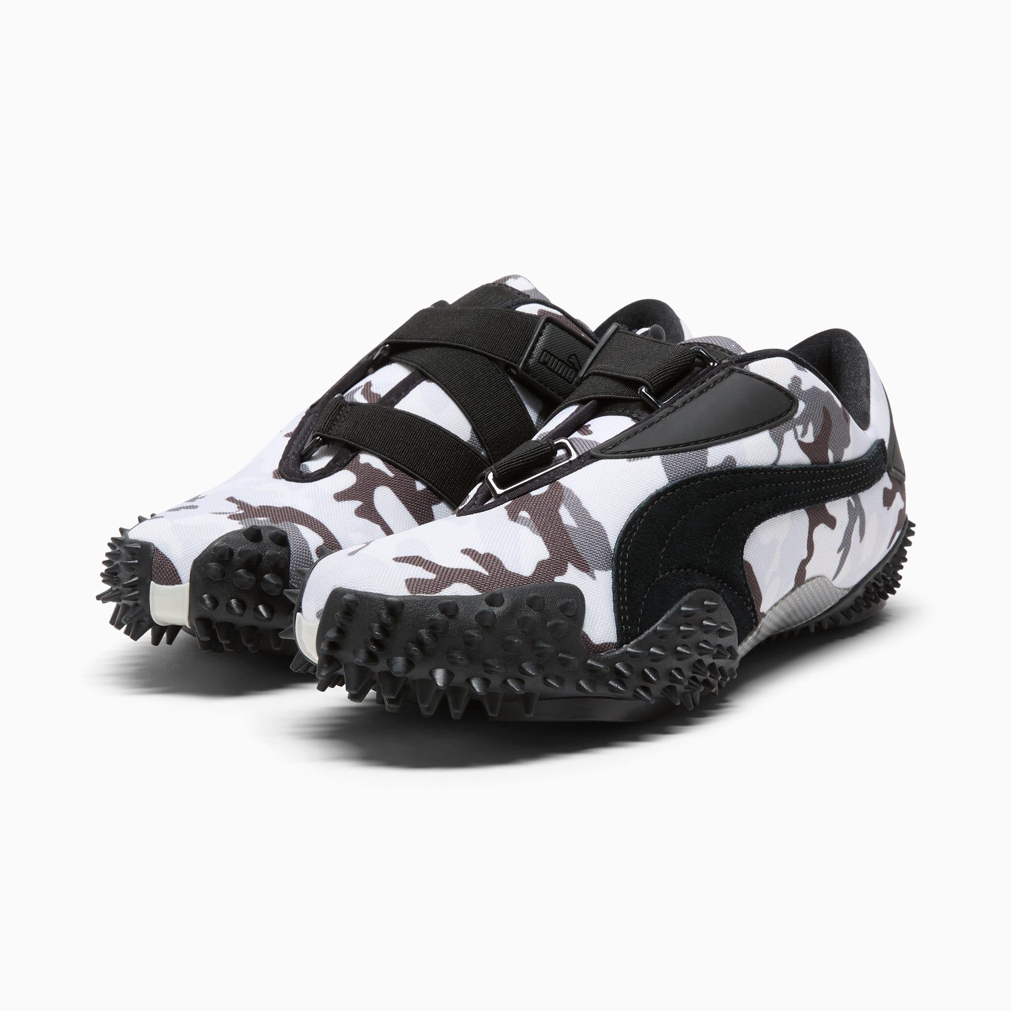 Mostro Camo Women's Sneakers Product Image