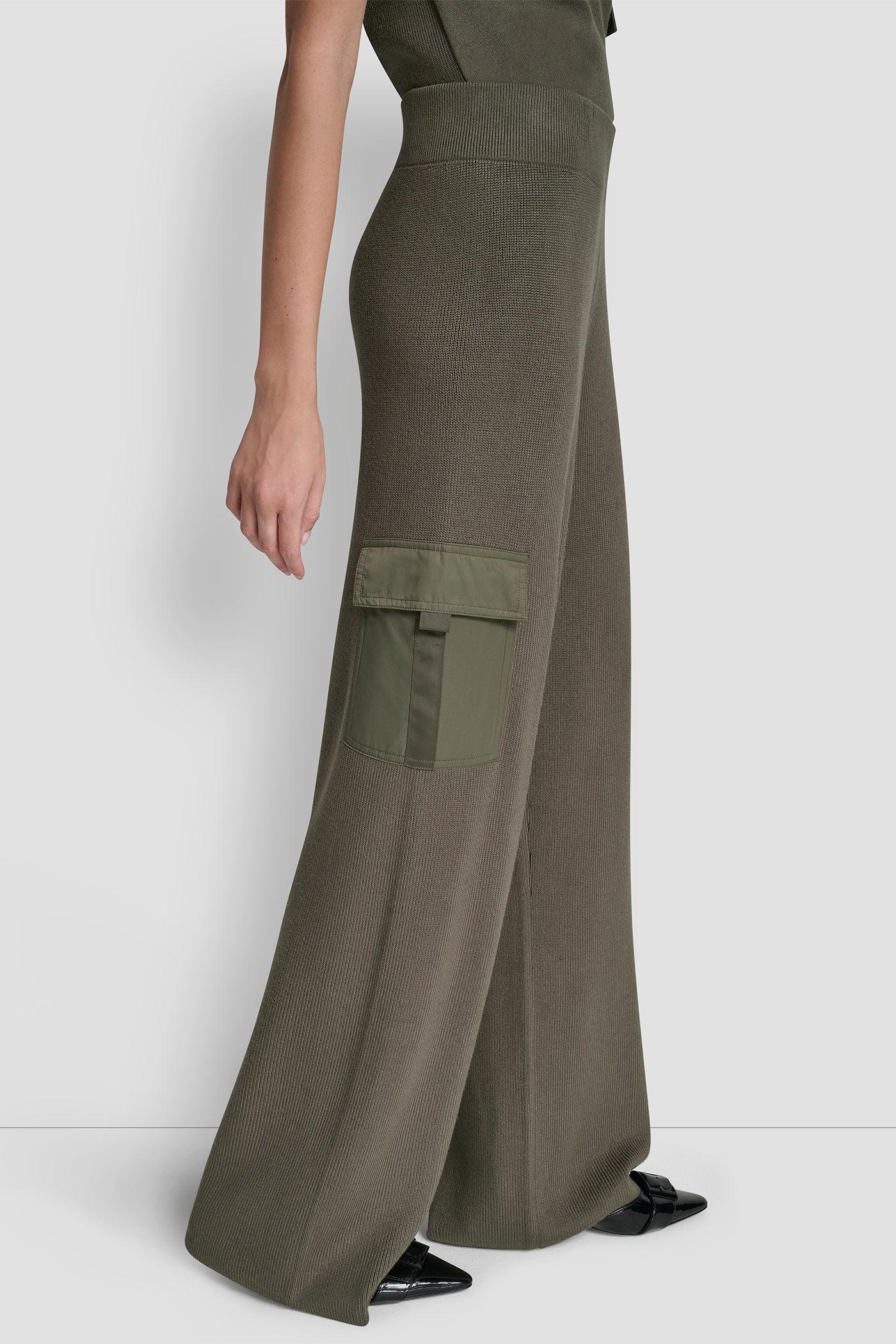 HIGH-RISE CARGO SWEATER PANT Product Image