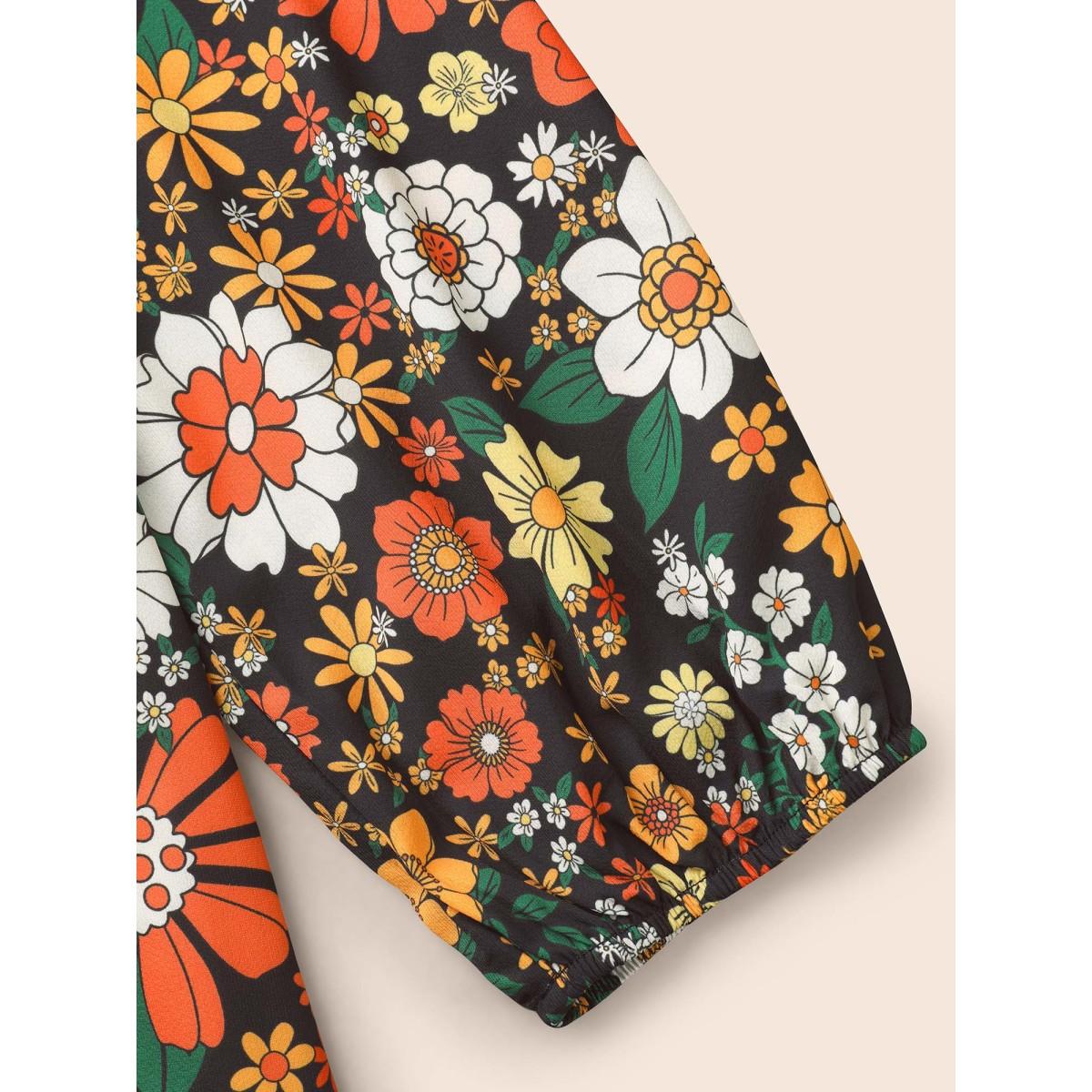 Plus Size Multicolor Natural Flowers Lantern Sleeve Pleated Blouse Women Elegant Elbow-length sleeve Flat collar with V-notch Everyday Blouses BloomChic 26/4X Product Image