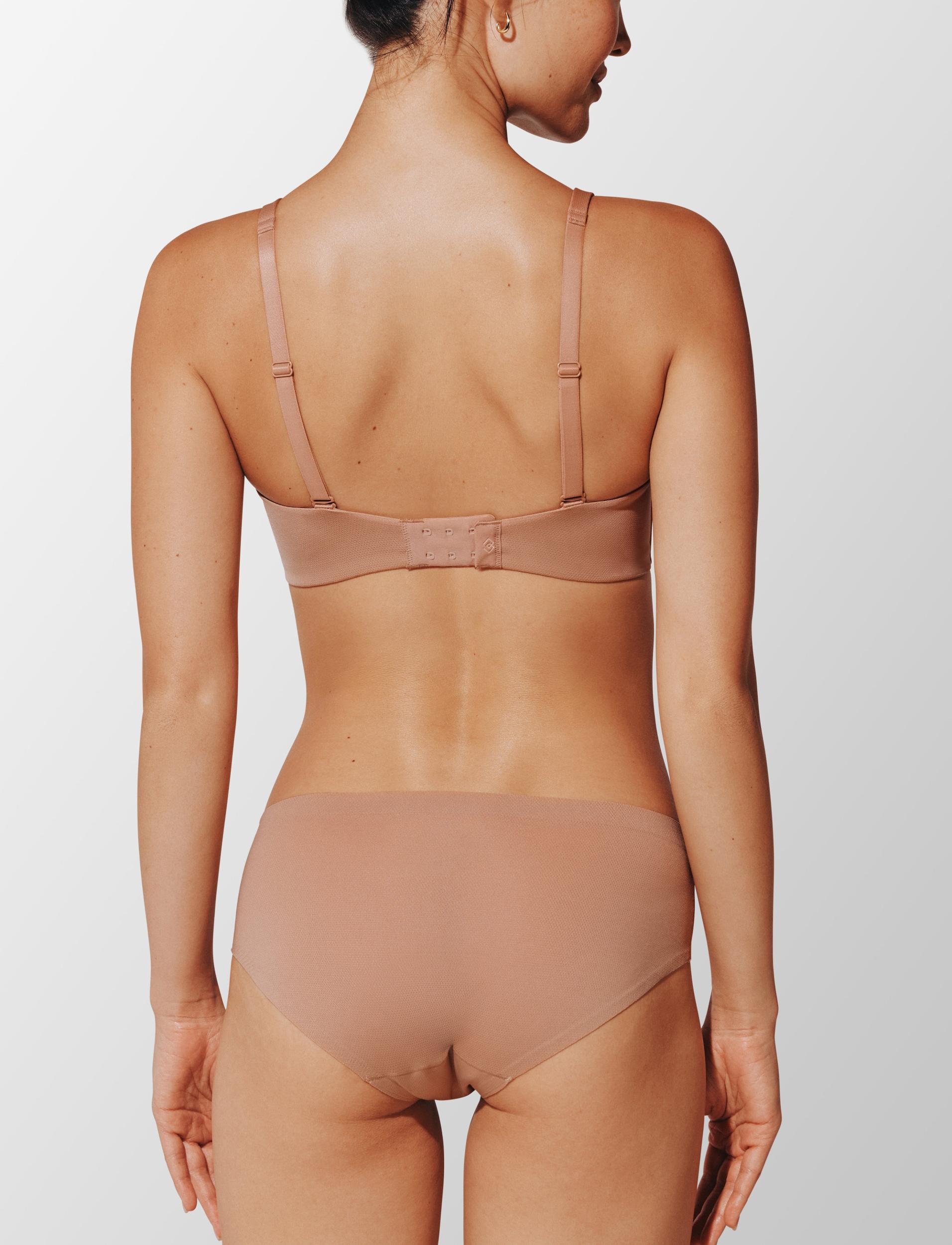 Thermoregulating TempSync™ Wireless Plunge Bra Product Image