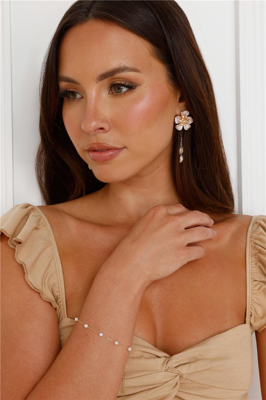 18k Gold Plated Dreamlike Pearl Bracelet Gold Product Image