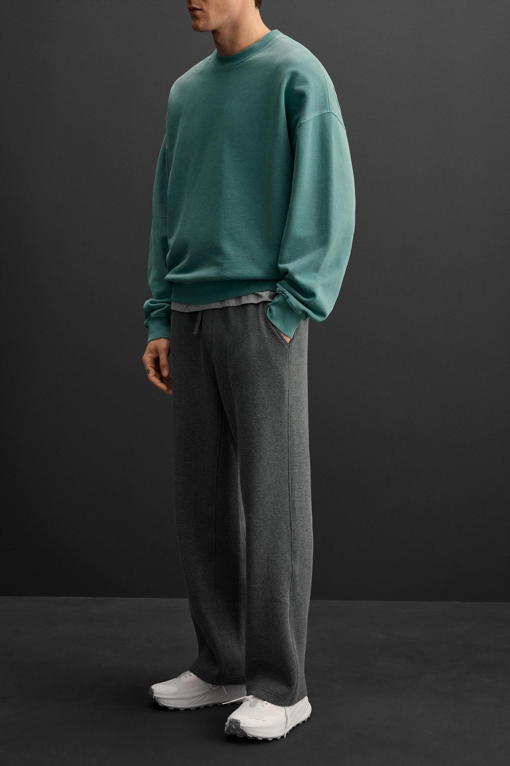 TEXTURED JOGGER PANTS Product Image