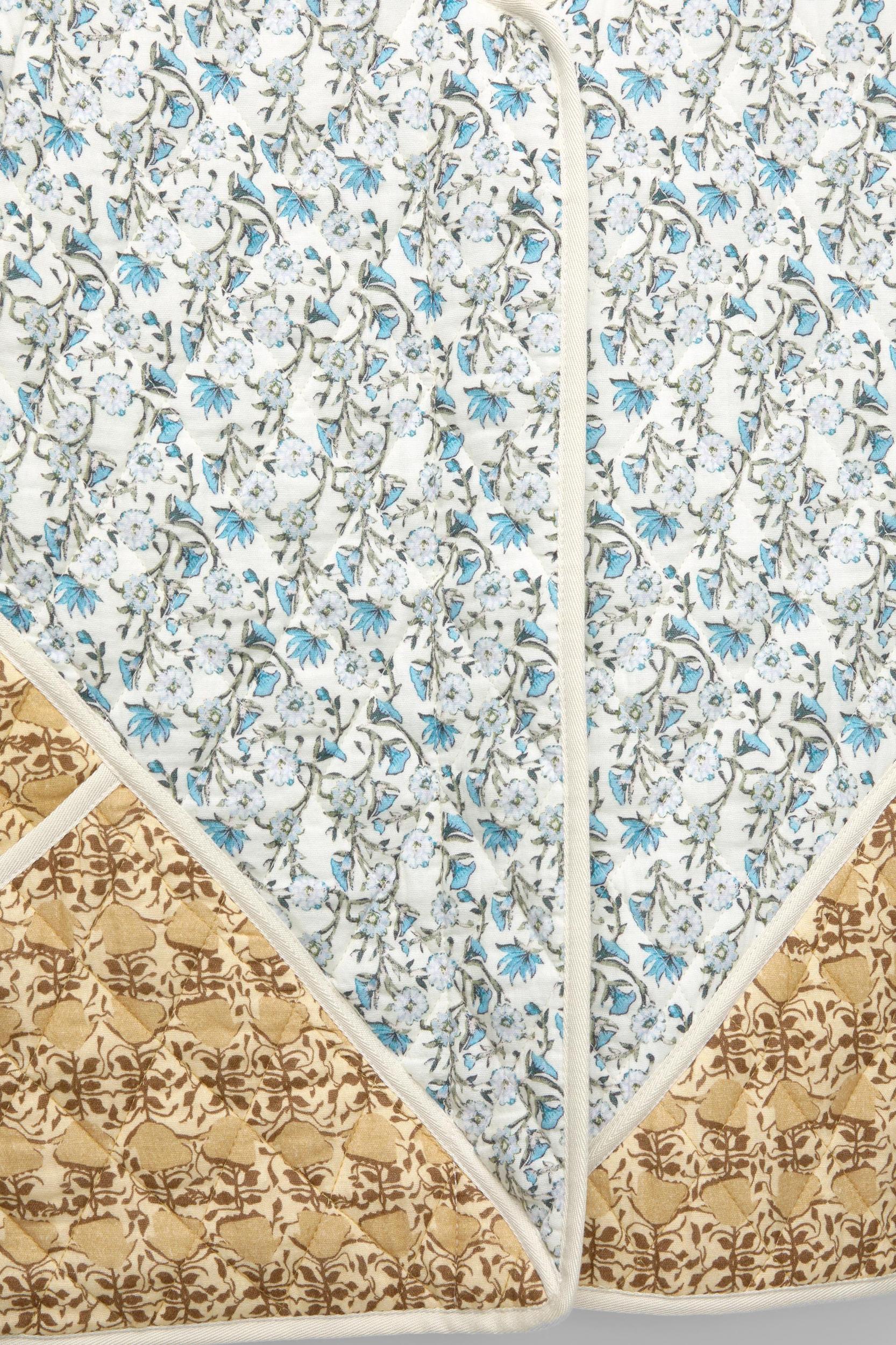 Patchwork puffer jacket Product Image