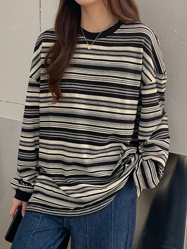 Vintage Striped Crew Neck Pullover Sweater Product Image