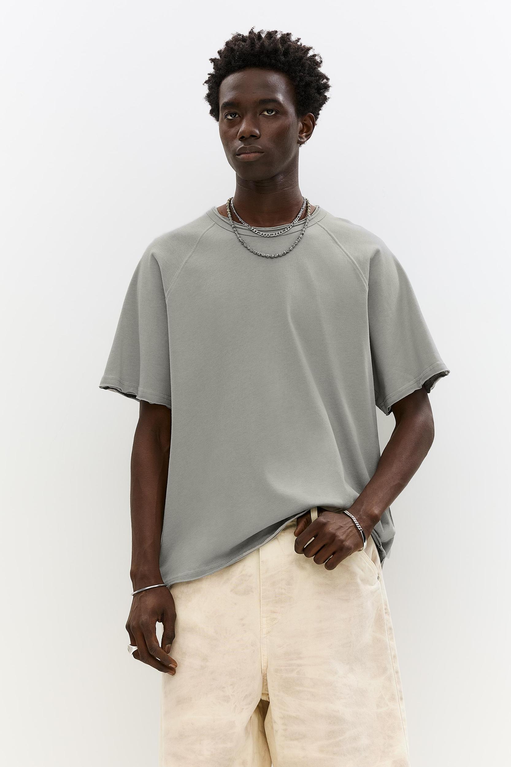 Short sleeve T-shirt with piping Product Image