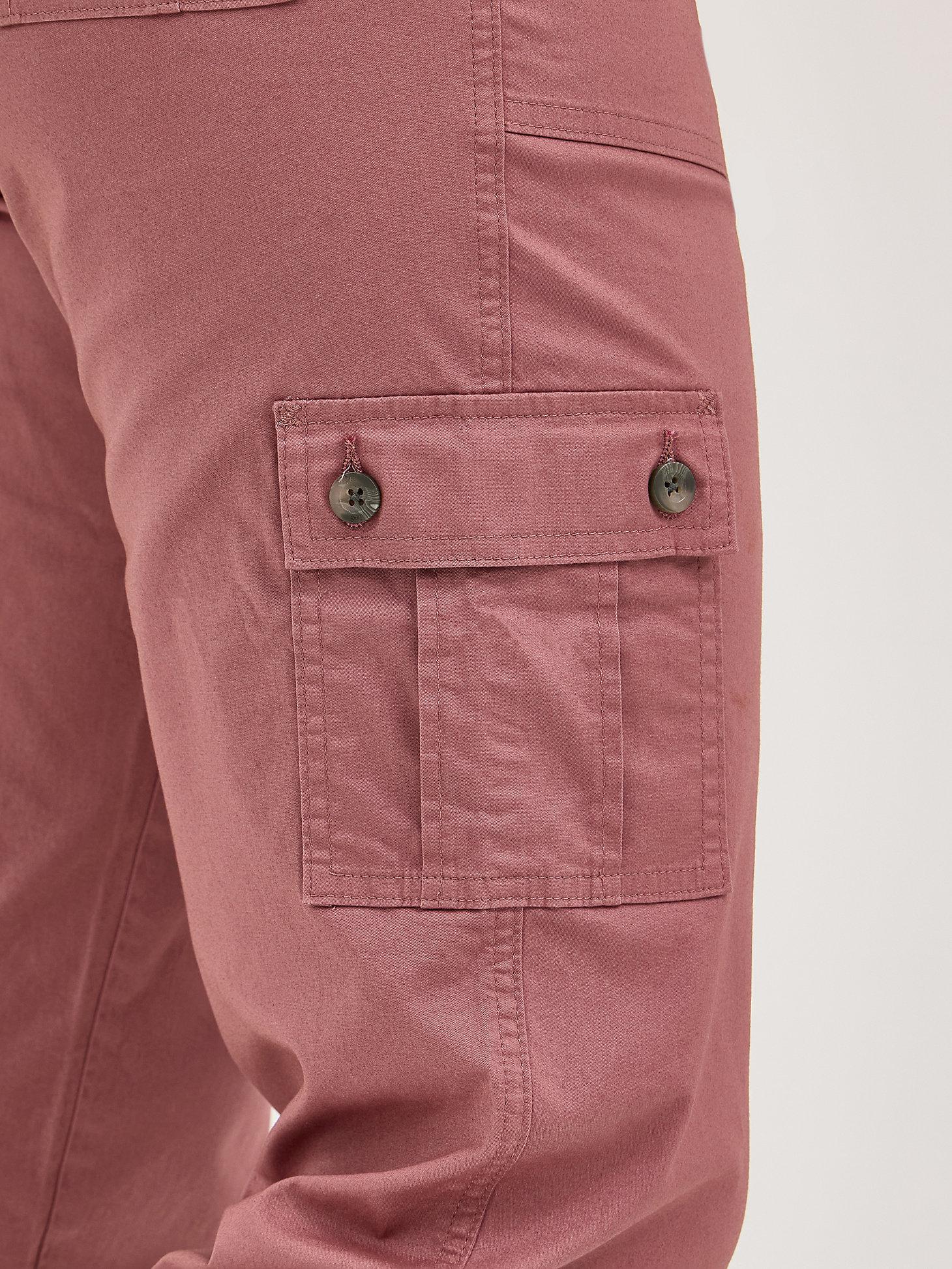 Women's Ultra Lux Comfort with Flex-to-Go Relaxed Fit Cargo Capri | Women's Capris & Crops | Lee® Product Image