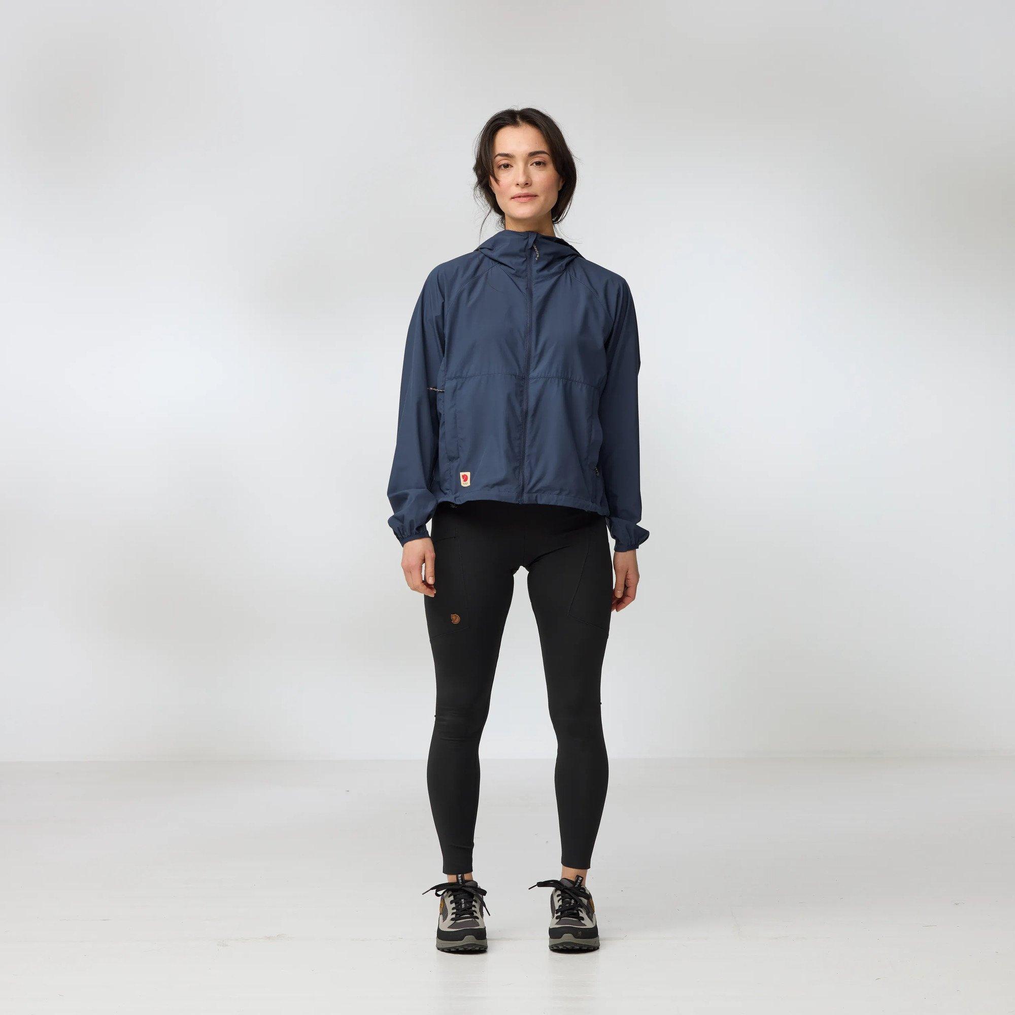 High Coast Short Wind Hoodie W Product Image