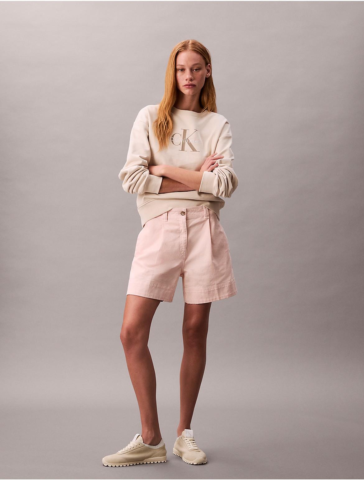 Calvin Klein Womens Cotton Stretch Twill Pleated Bermuda Shorts Product Image