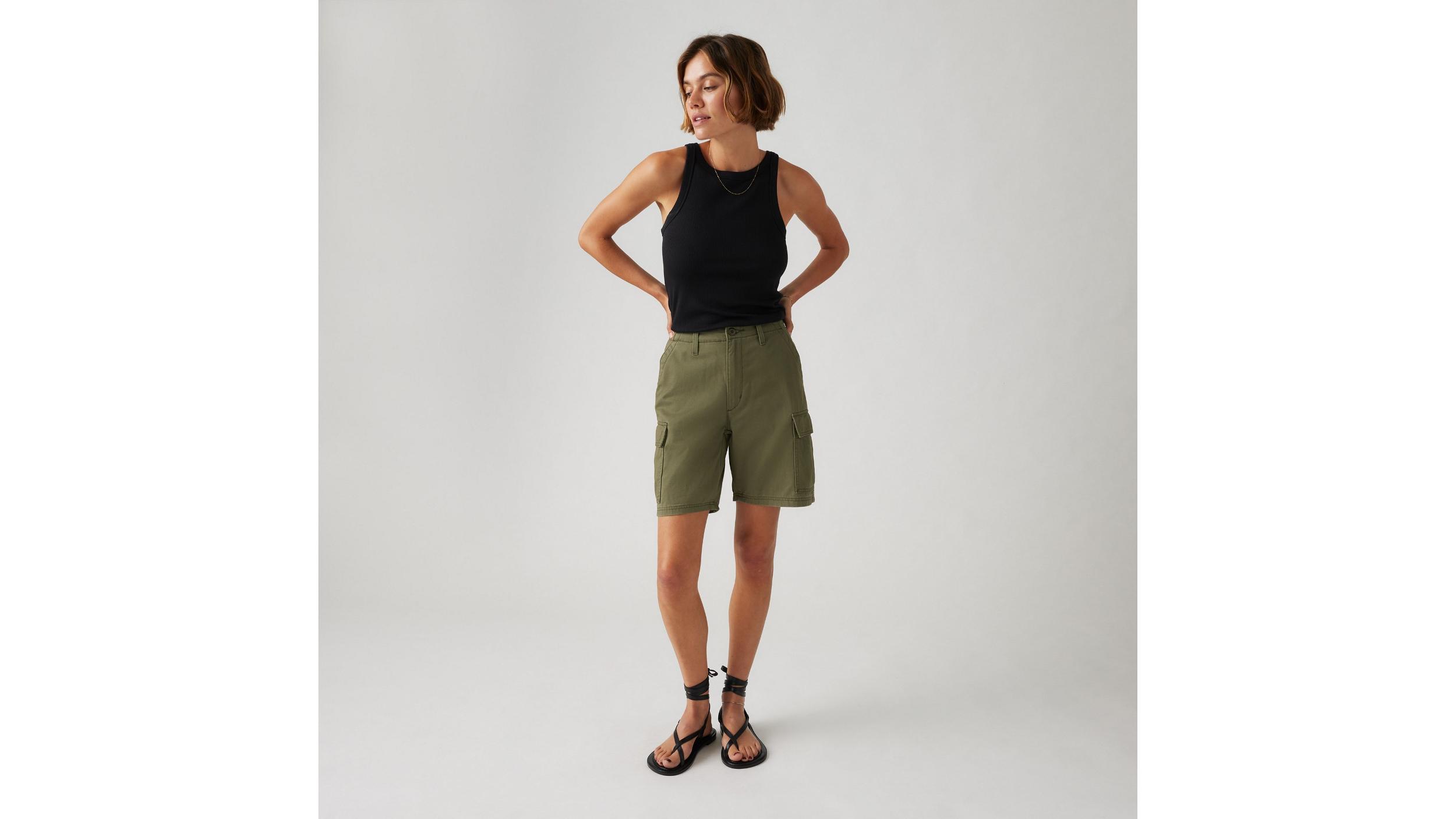 Baggy Cargo Women's Shorts Product Image