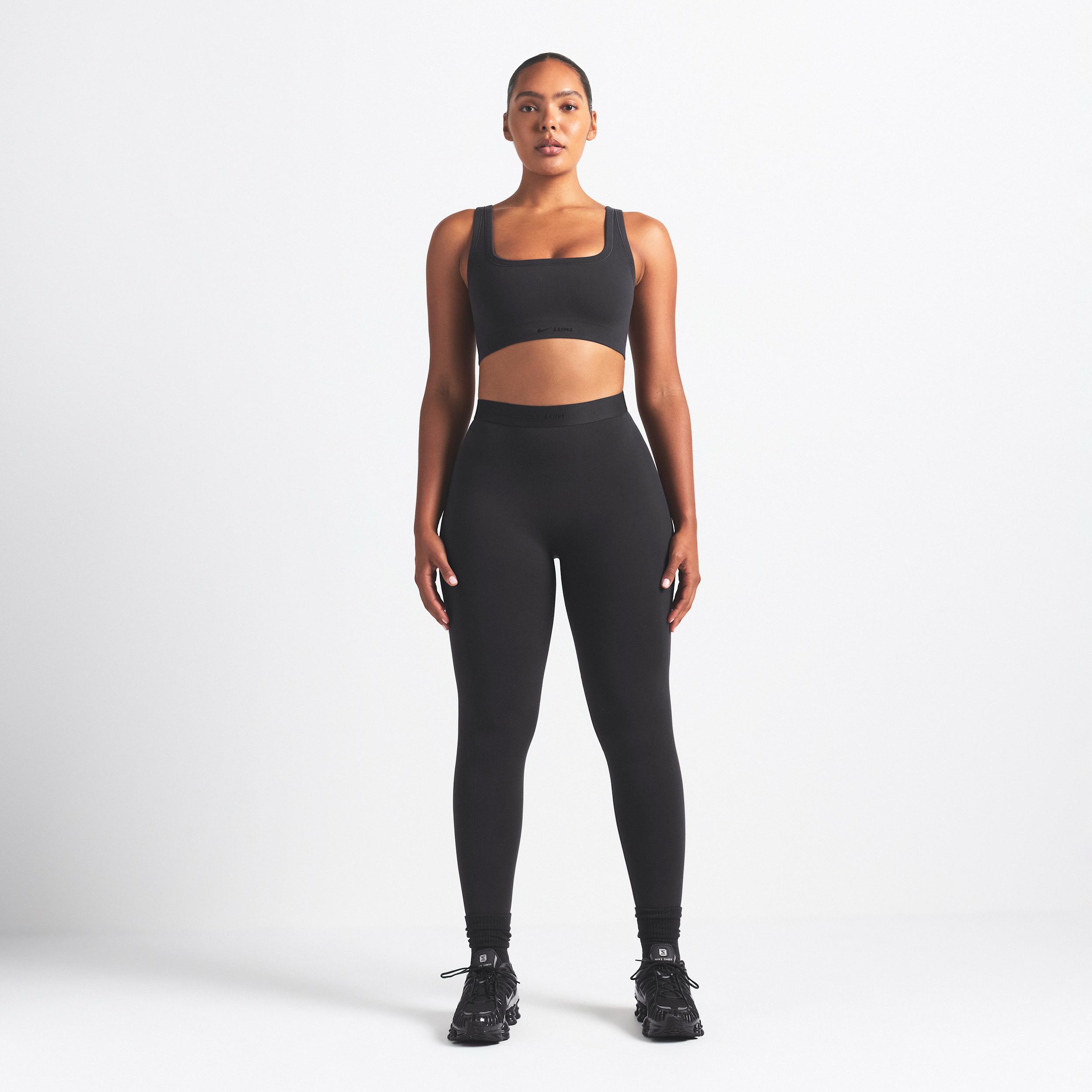 Nike Womens SKIMS Vintage Seamless Scoop Bra | BRSPT2951-OBD Product Image