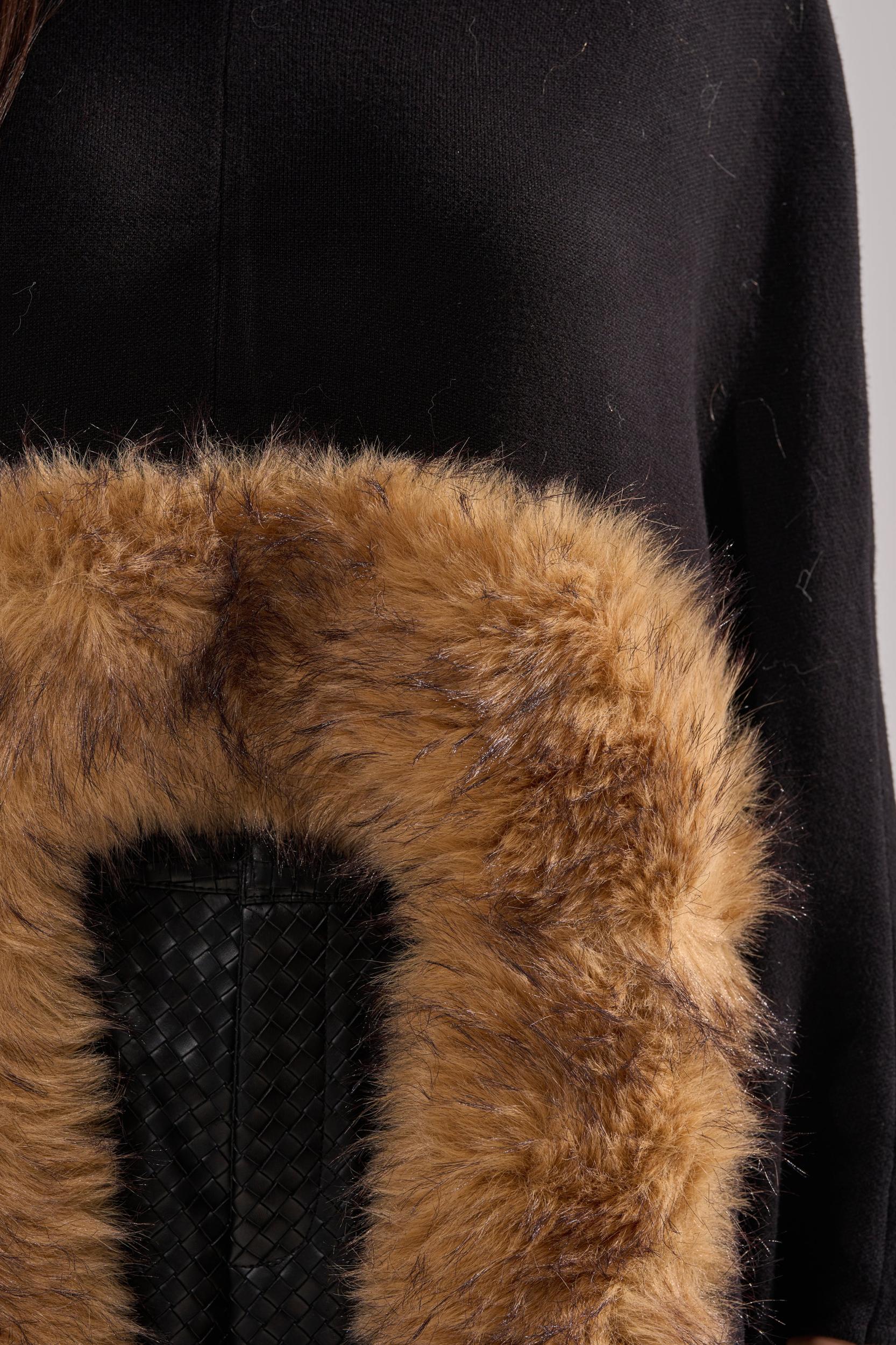 RICH SWEATER WITH FUR TRIM Product Image