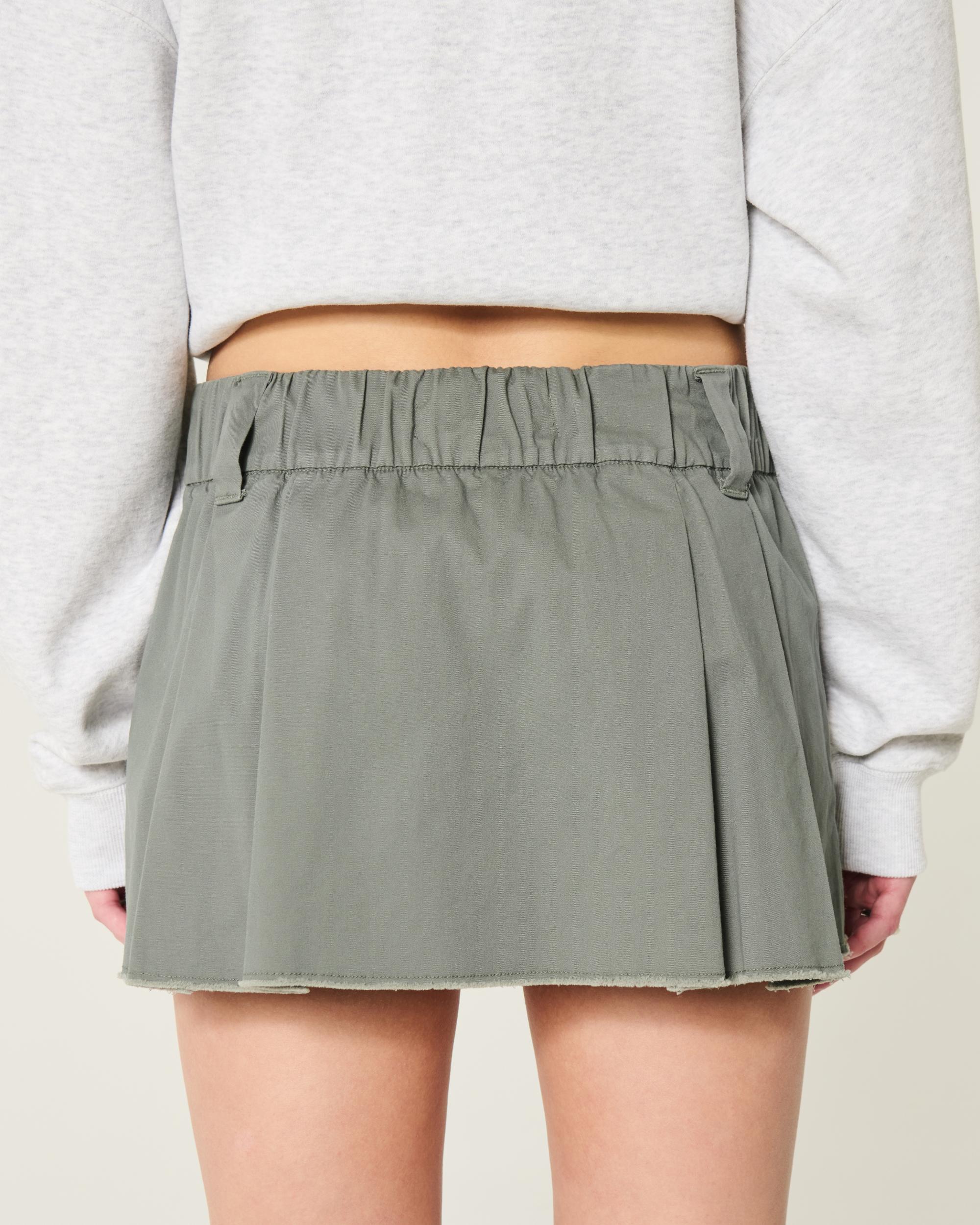 Low-Rise Pleated Poplin Mini Skort Product Image