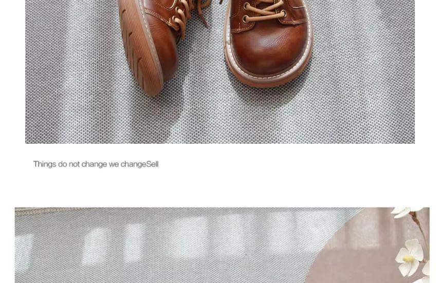 Faux Leather Plain Lace-Up Oxfords Product Image