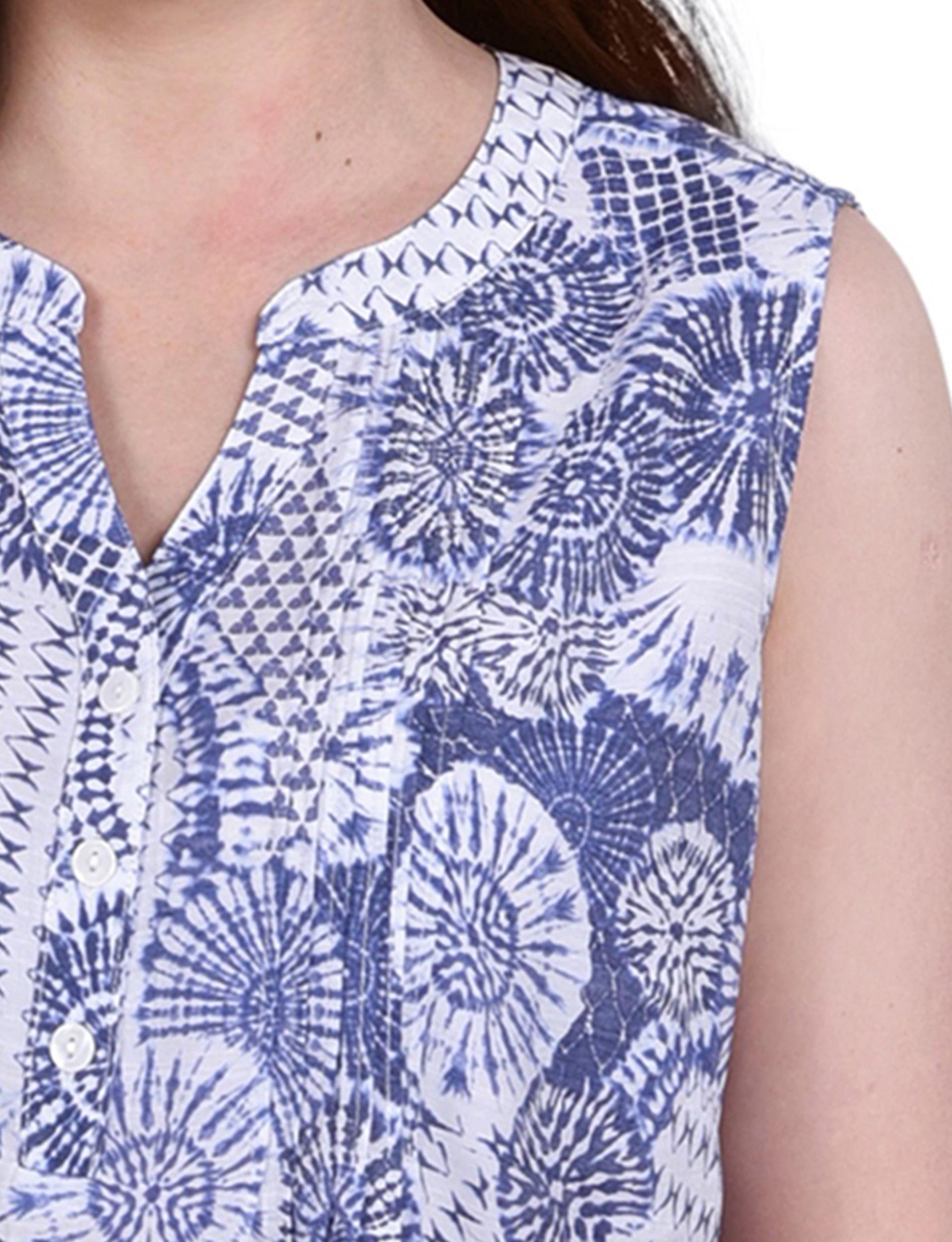 Blue Floral Stamp Sleeveless Pintucked Blouse Product Image