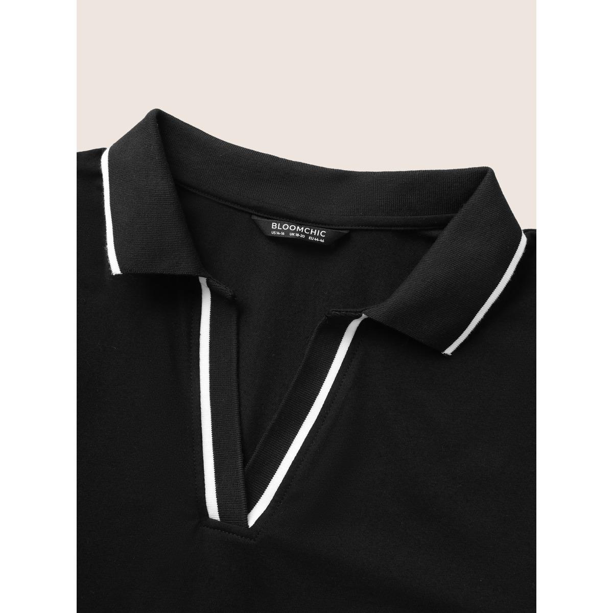 Plus Size Polo Neck Contrast Trim Short Sleeve T-shirt Black Women Casual Contrast Flat collar with V-notch Everyday T-shirts BloomChic 12/L Product Image