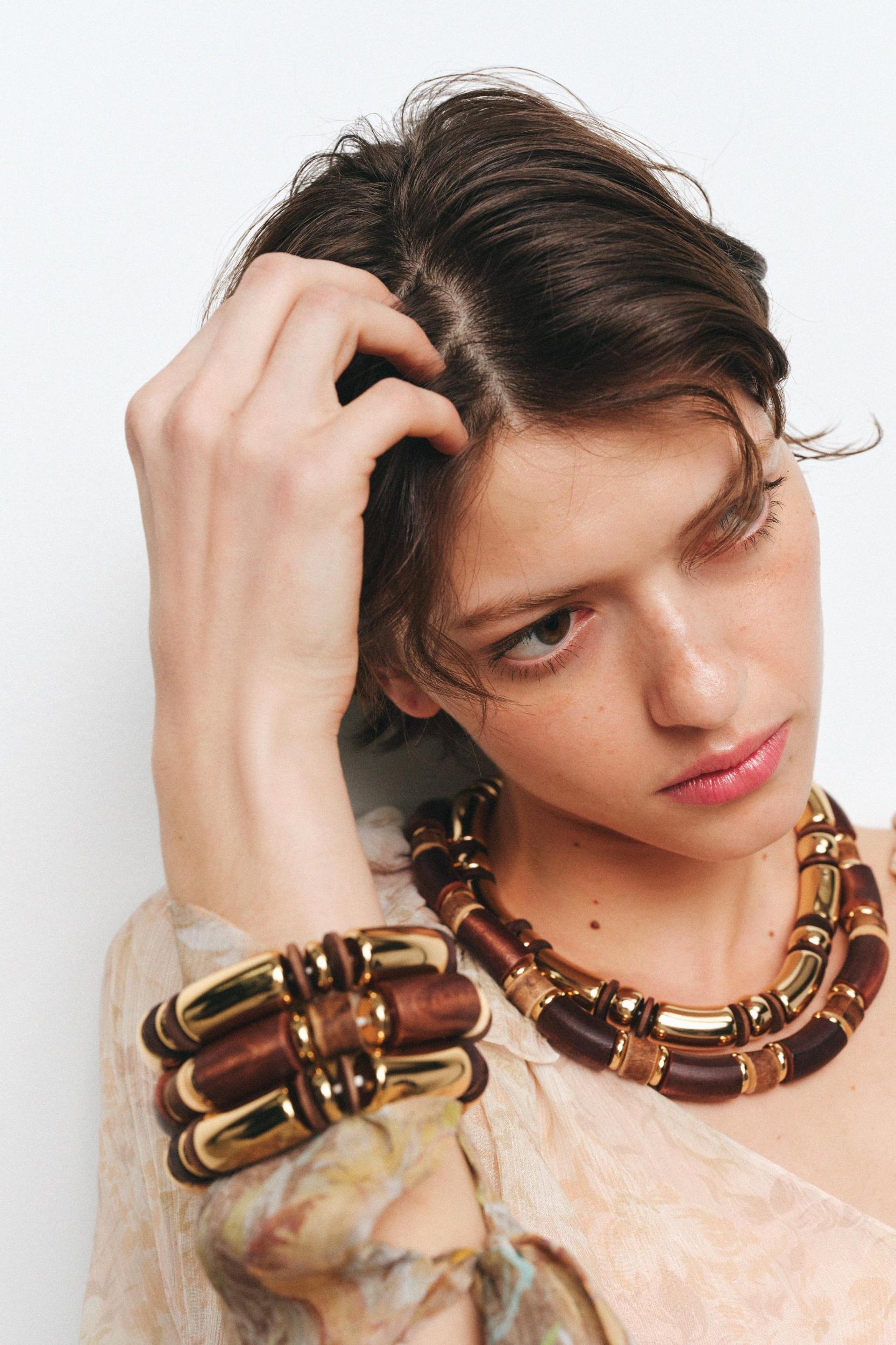 3-PACK OF ELASTIC WOOD BRACELETS Product Image