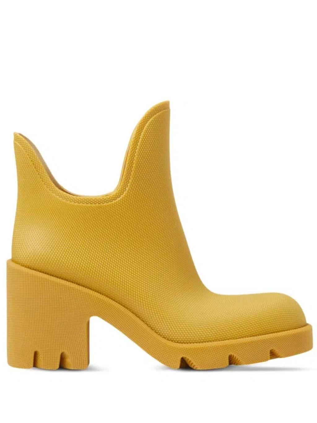 BURBERRY Boot Marsh In Gold Product Image