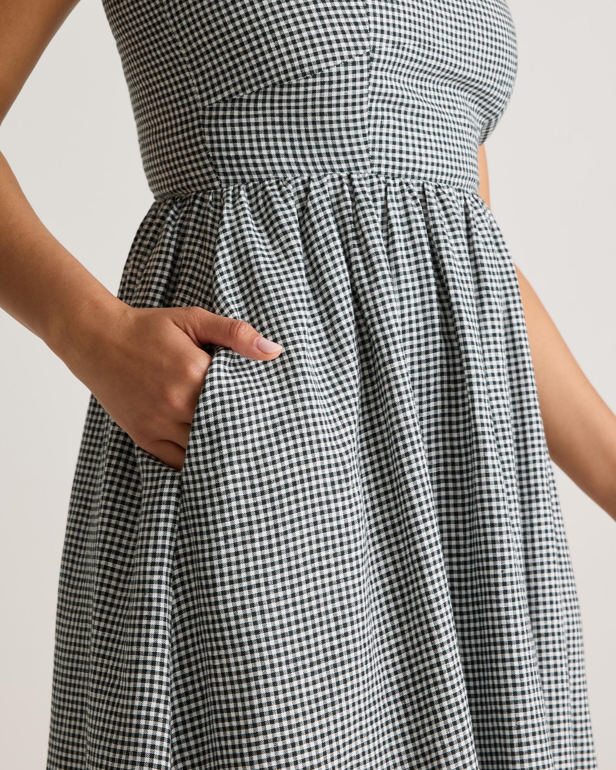 Quince | Women's 100% European Linen Fit & Flare Midi Dress Product Image