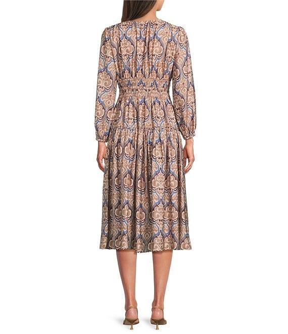Current Air Medallion Print V-Neck Long Sleeve Pleated Midi Dress Product Image