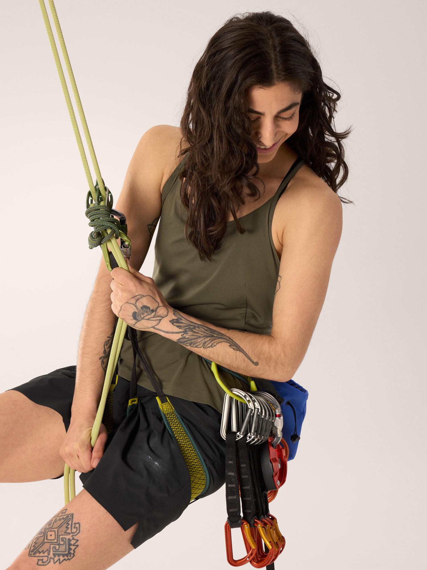 Aestas Short 9" Women's Product Image