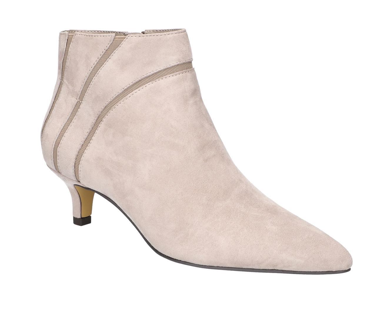 Women's Bella Vita Faraday Booties Product Image