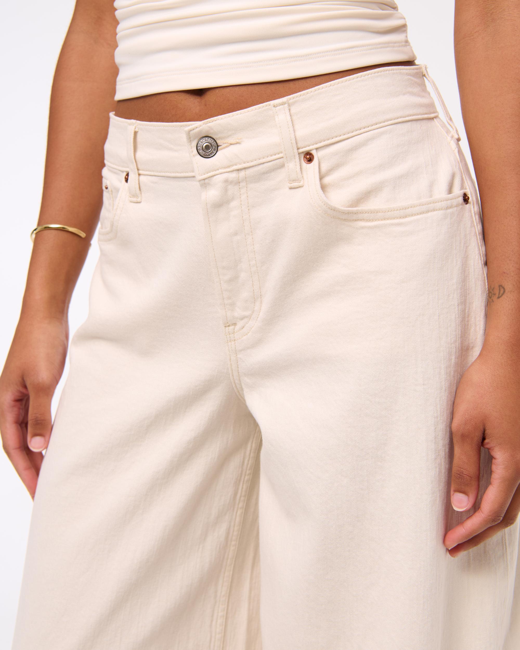 Curve Love Linen-Blend Ultra Wide Leg Jean Product Image