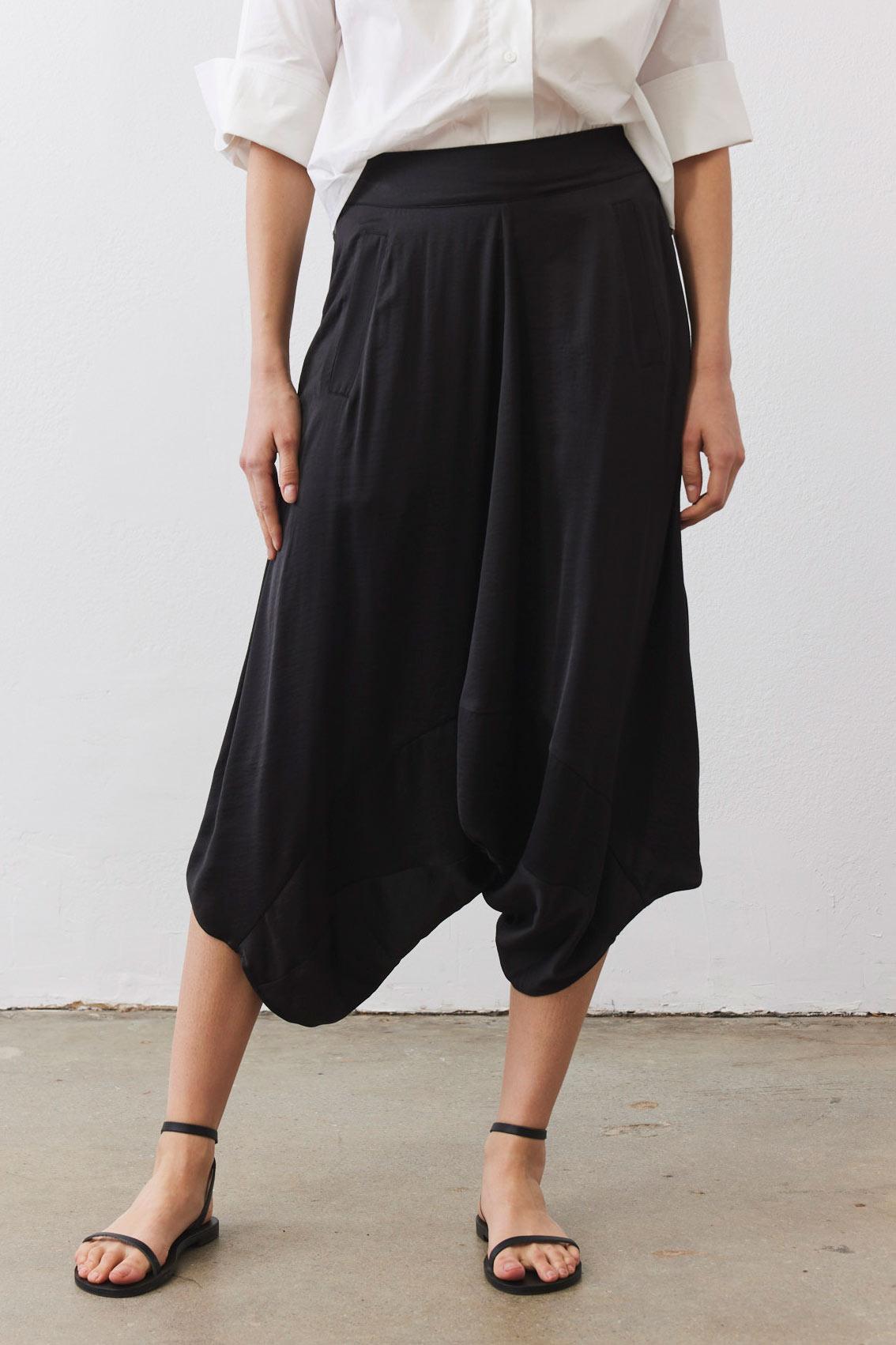 Slouchy Cropped Pants Product Image