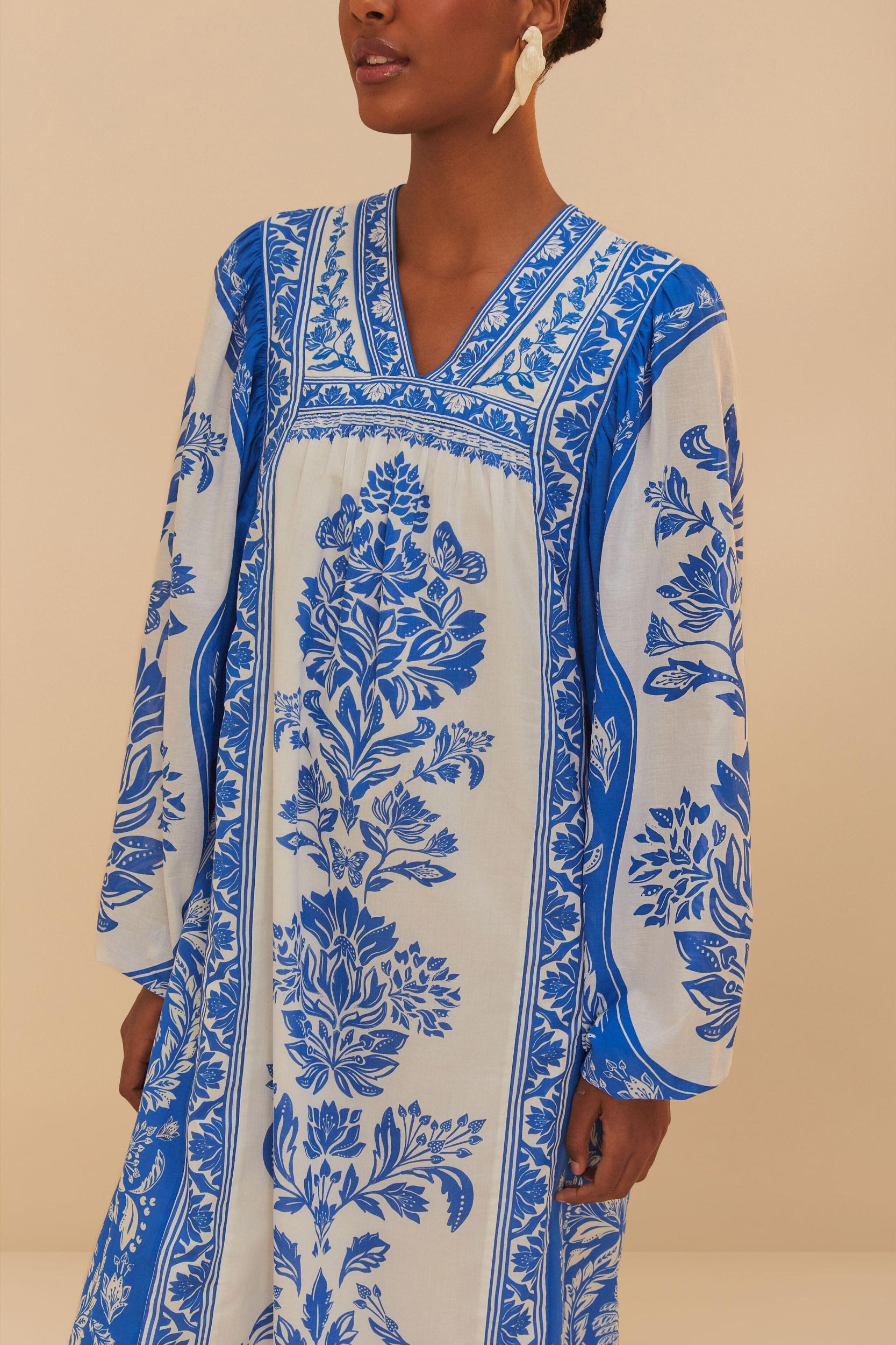 Off-White Delicate Tapestry Long Sleeve Maxi Dress Product Image