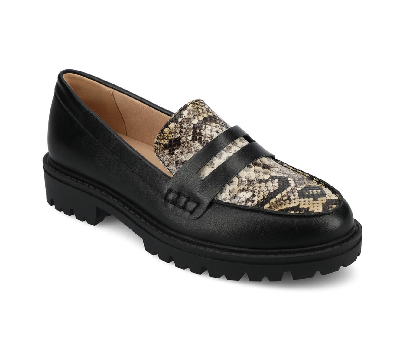 Women's Journee Collection Kenly Lugged Loafers Product Image
