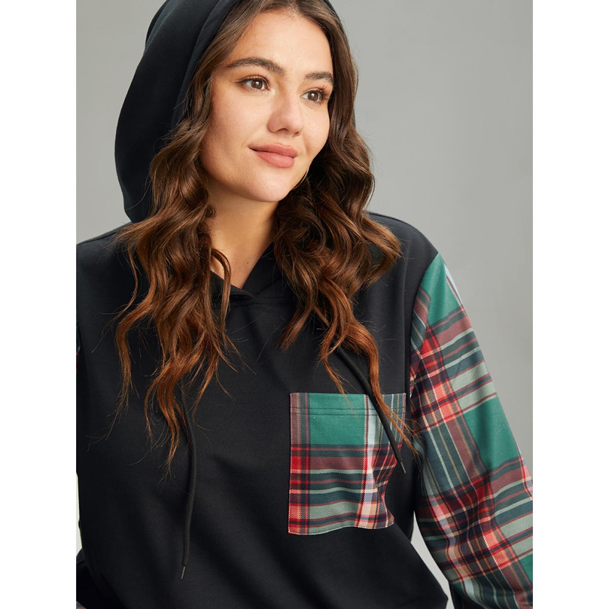 Plus Size Plaid Patchwork Hooded Patched Pocket Sweatshirt Women Black Casual Contrast Hooded Festival-Christmas Sweatshirts BloomChic 10/M Product Image