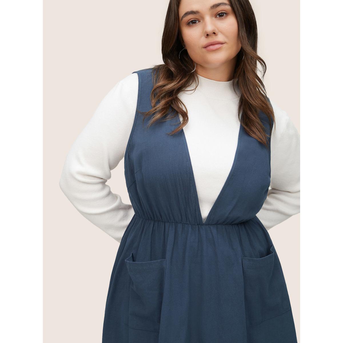 Plus Size Plain Pocket Elastic Waist Deep V Neck Tank Dress Indigo Women At the Office Non Deep V-neck Sleeveless Curvy Midi Dress BloomChic 12/L Product Image
