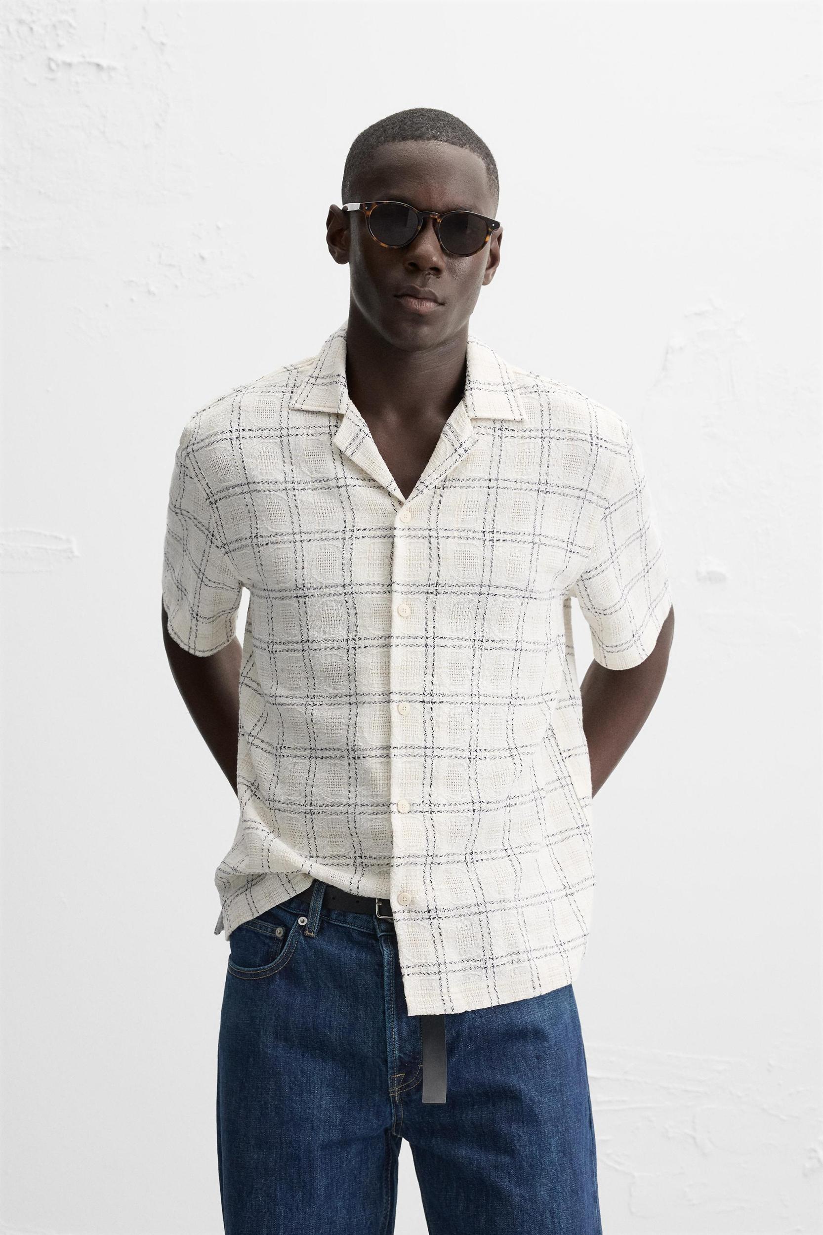 CONTRASTING TEXTURED WEAVE SHIRT Product Image