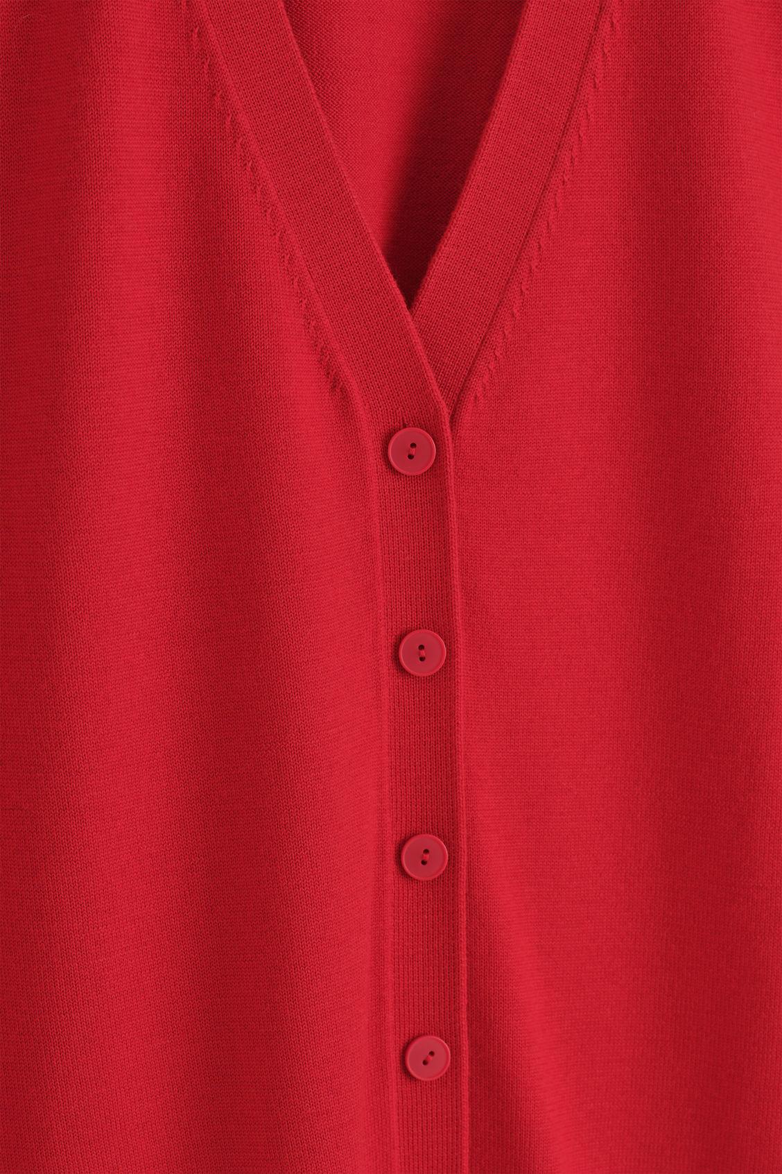 V-NECK MERINO WOOL VEST Product Image