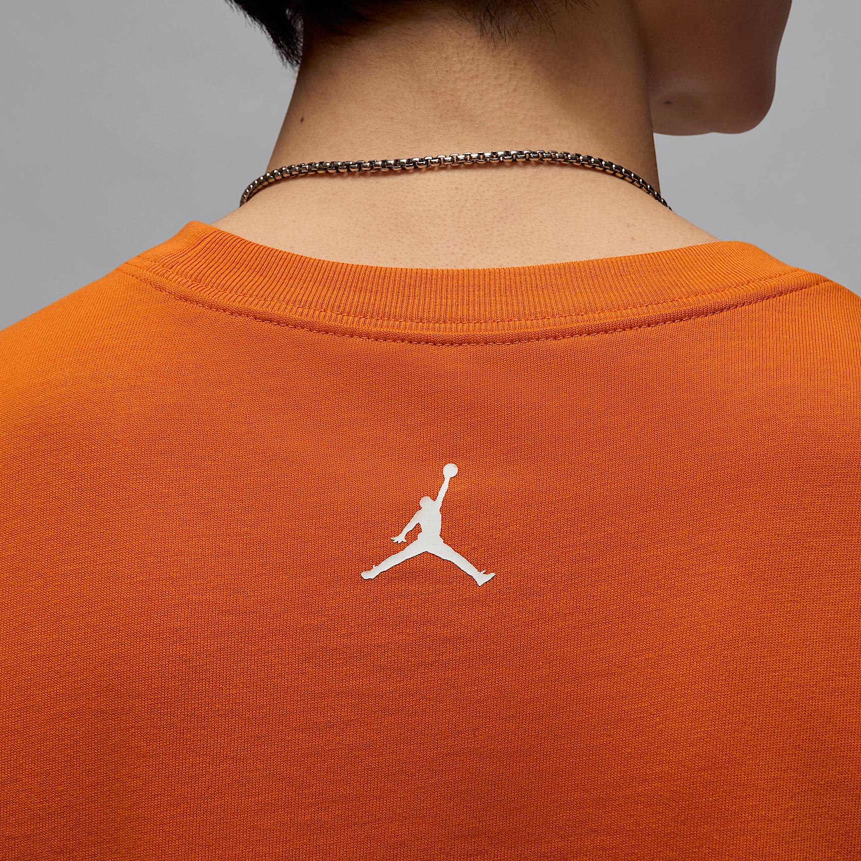 Mens Jordan Flight Essentials T-Shirt | HQ8935-805 Product Image