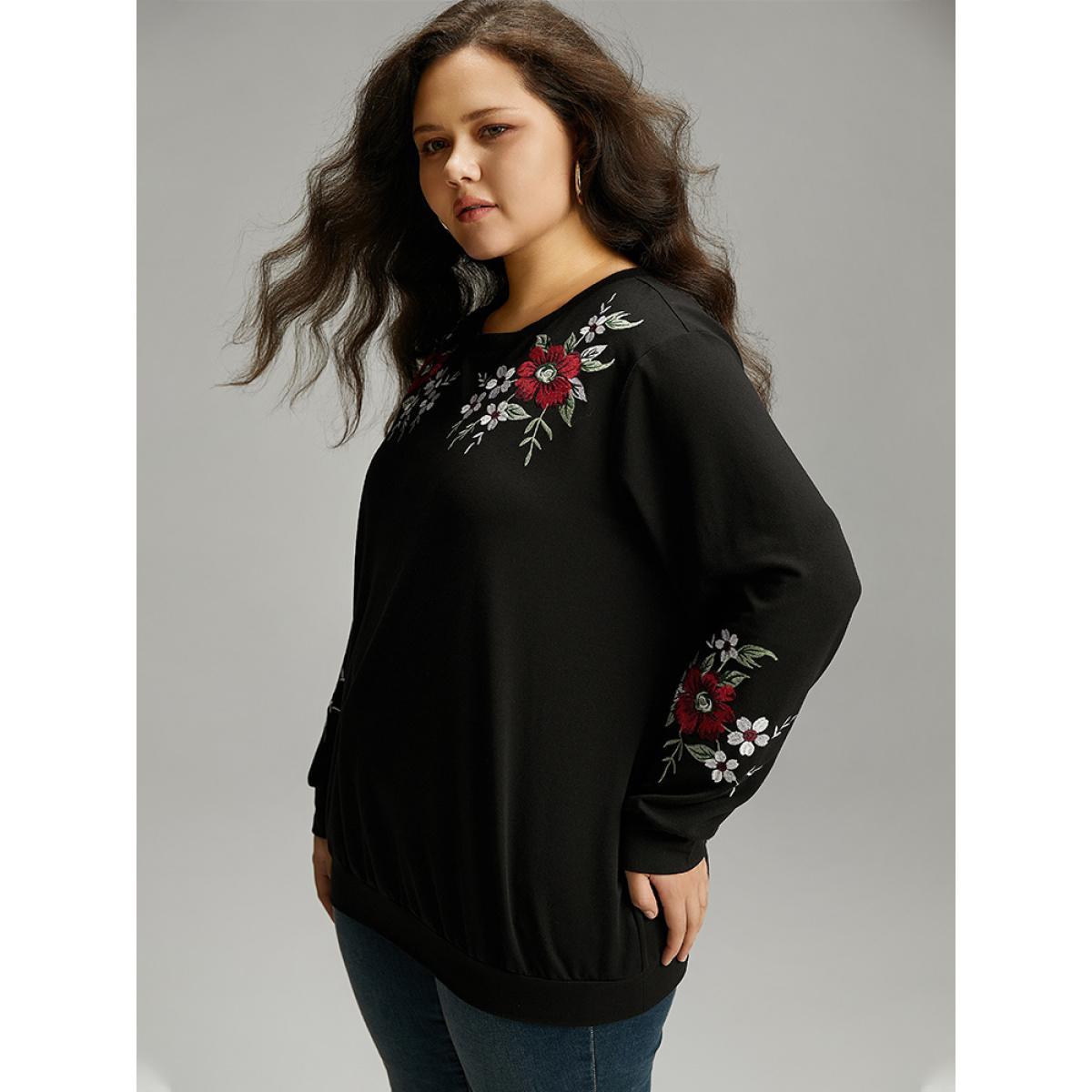 Plus Size Floral Embroidered Crew Neck Sweatshirt Women Black Casual Embroidered Round Neck Dailywear Sweatshirts BloomChic 26/4X Product Image