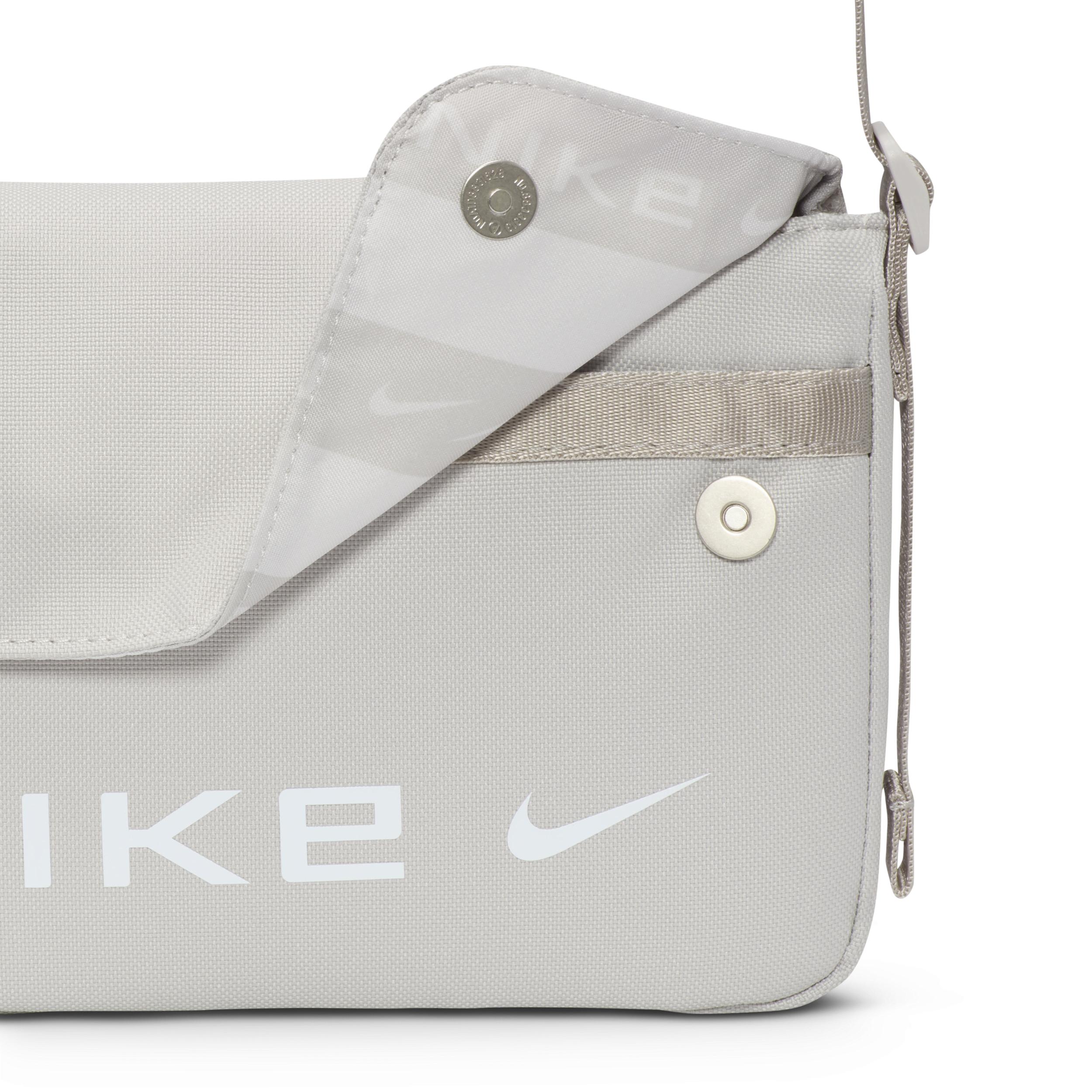 Nike Sportswear Futura Women's Crossbody Bag (1L) Product Image