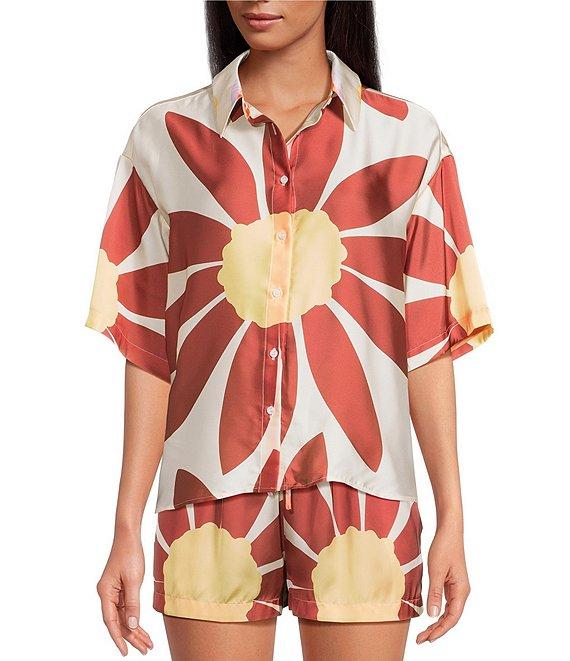 Gianni Bini Charlie Point Collar Short Sleeve Button Front Printed Satin Coordinating Blouse Product Image