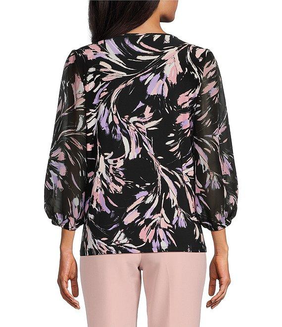 Kasper Shirred Round Neck 3/4 Sleeve Knit Top Product Image