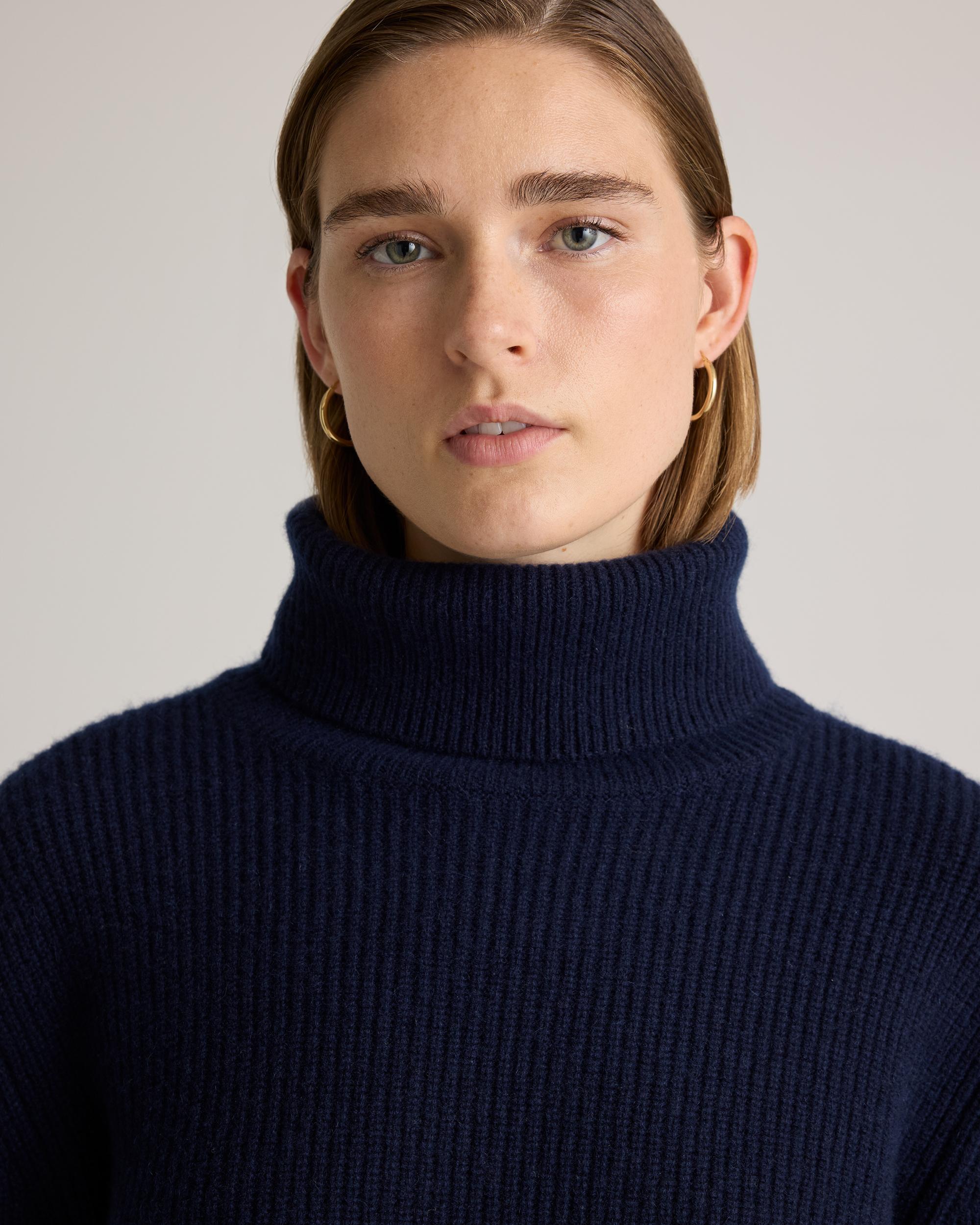 Quince | Women's Mongolian Cashmere Fisherman Turtleneck Sweater Size XL Product Image