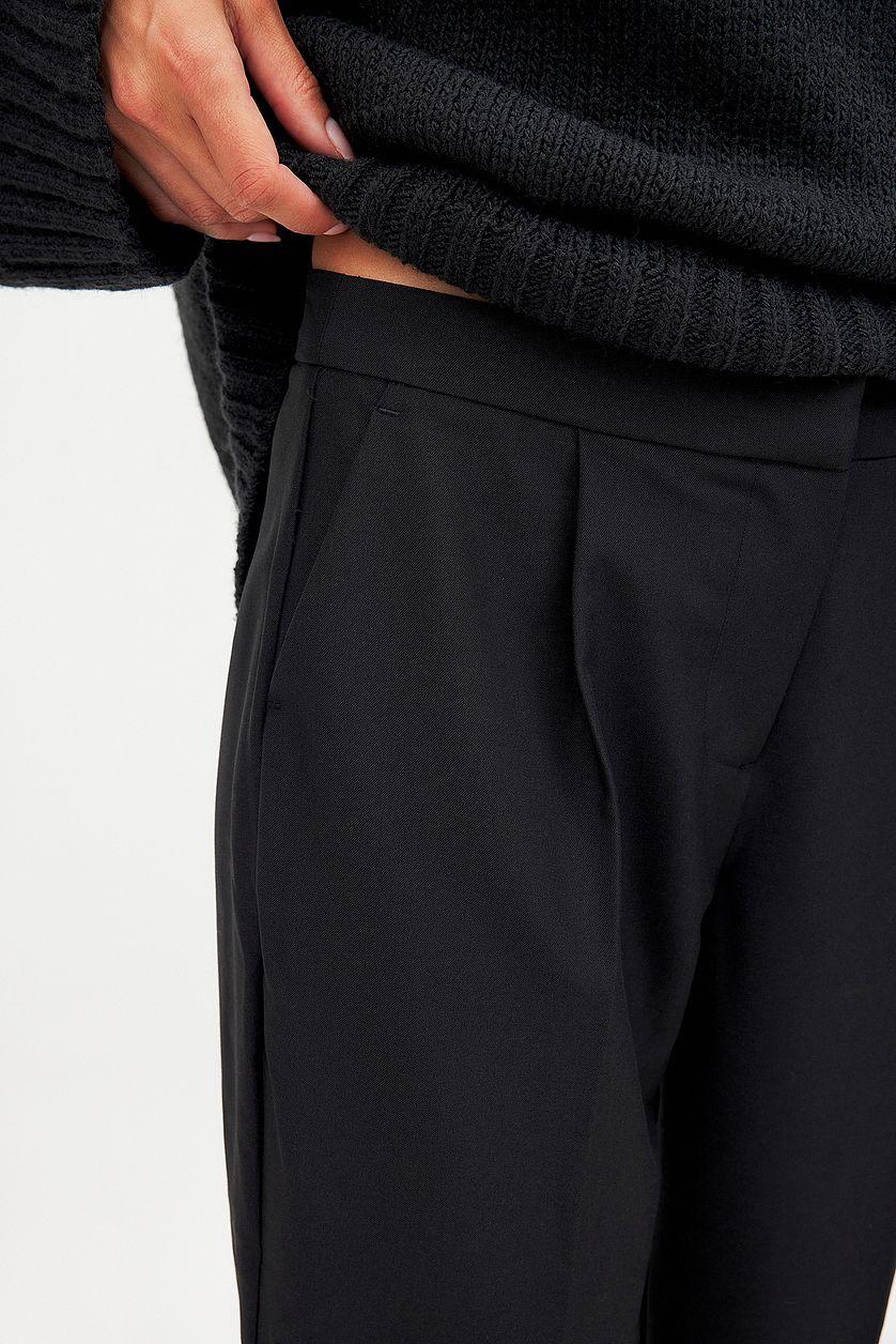 Capri Pants Product Image