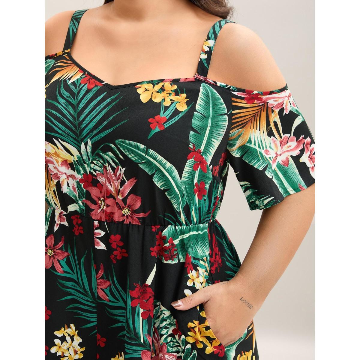 Plus Size Black Large Floral Pattern Pockets Jumpsuit Women Short sleeve Heart neckline Vacation Loose Jumpsuits BloomChic 22-24/3X Product Image