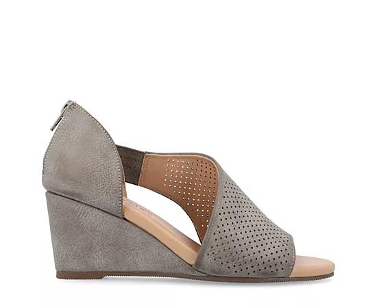 Journee Collection Womens Aretha Widepump Product Image