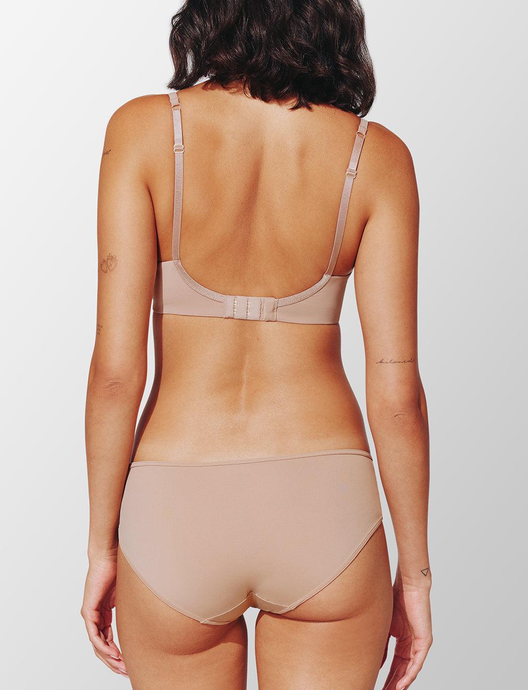 24/7® Classic Uplift Plunge Bra Product Image