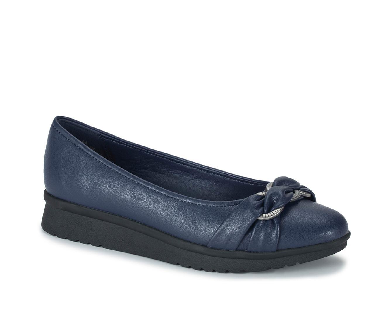 Women's Baretraps Aurora Flats Product Image