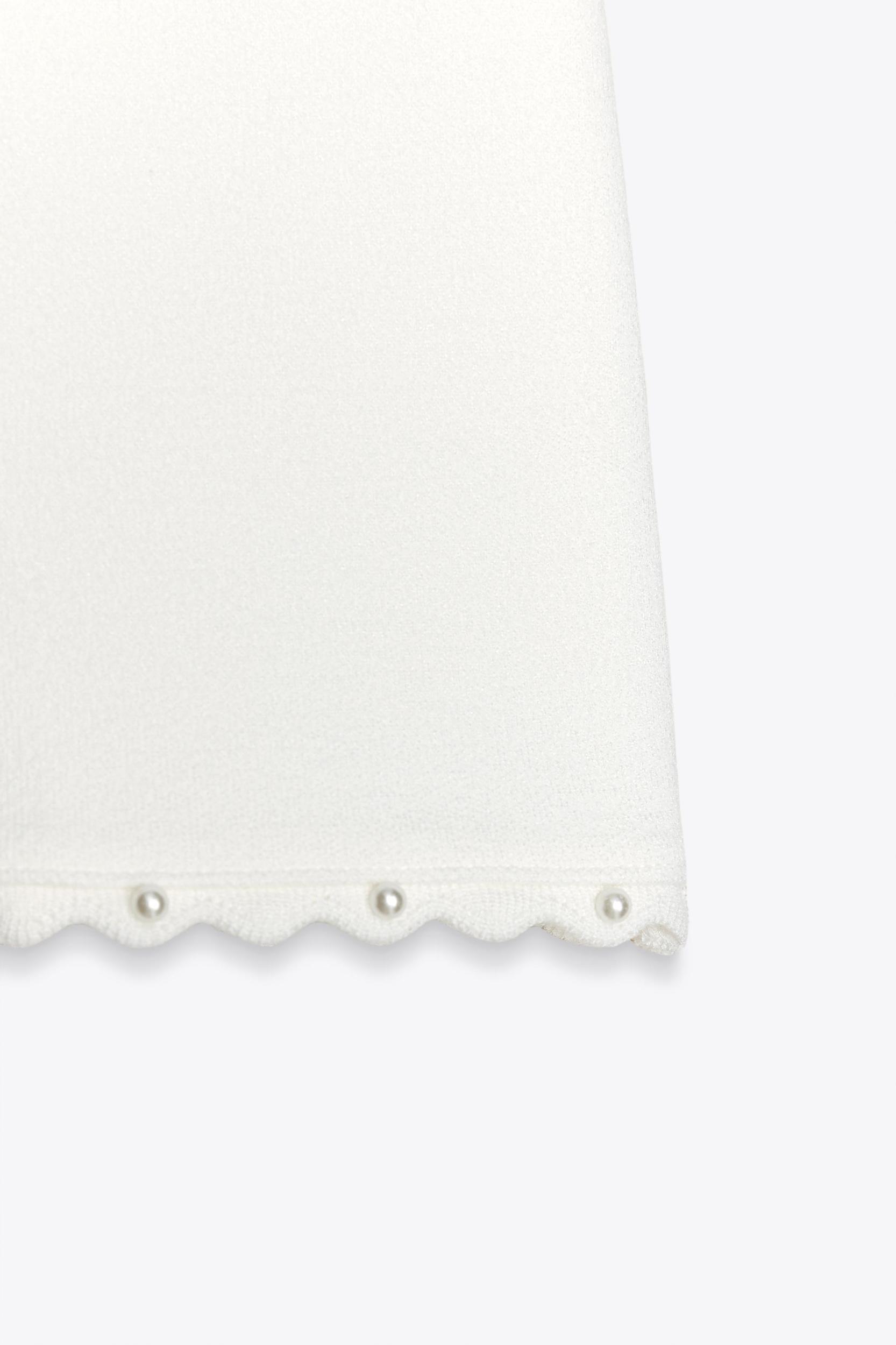 PEARL KNIT MINI SKIRT Product Image