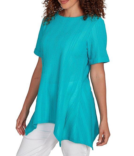 Ruby Rd. Petite Size Textured Solid Knit Crinkle Stripe Round Neck Short Sleeve Sharkbite Hem Top Product Image