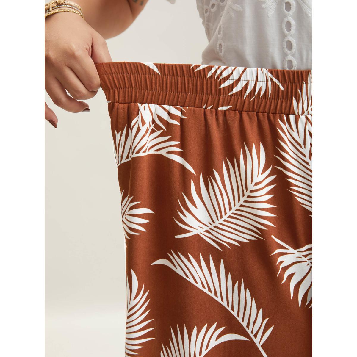 Plus Size Leafy Print Stretchy Waist Wide-Leg Pants Women Rust Resort Wide Leg Mid Rise Vacation Pants BloomChic 28/5X Product Image