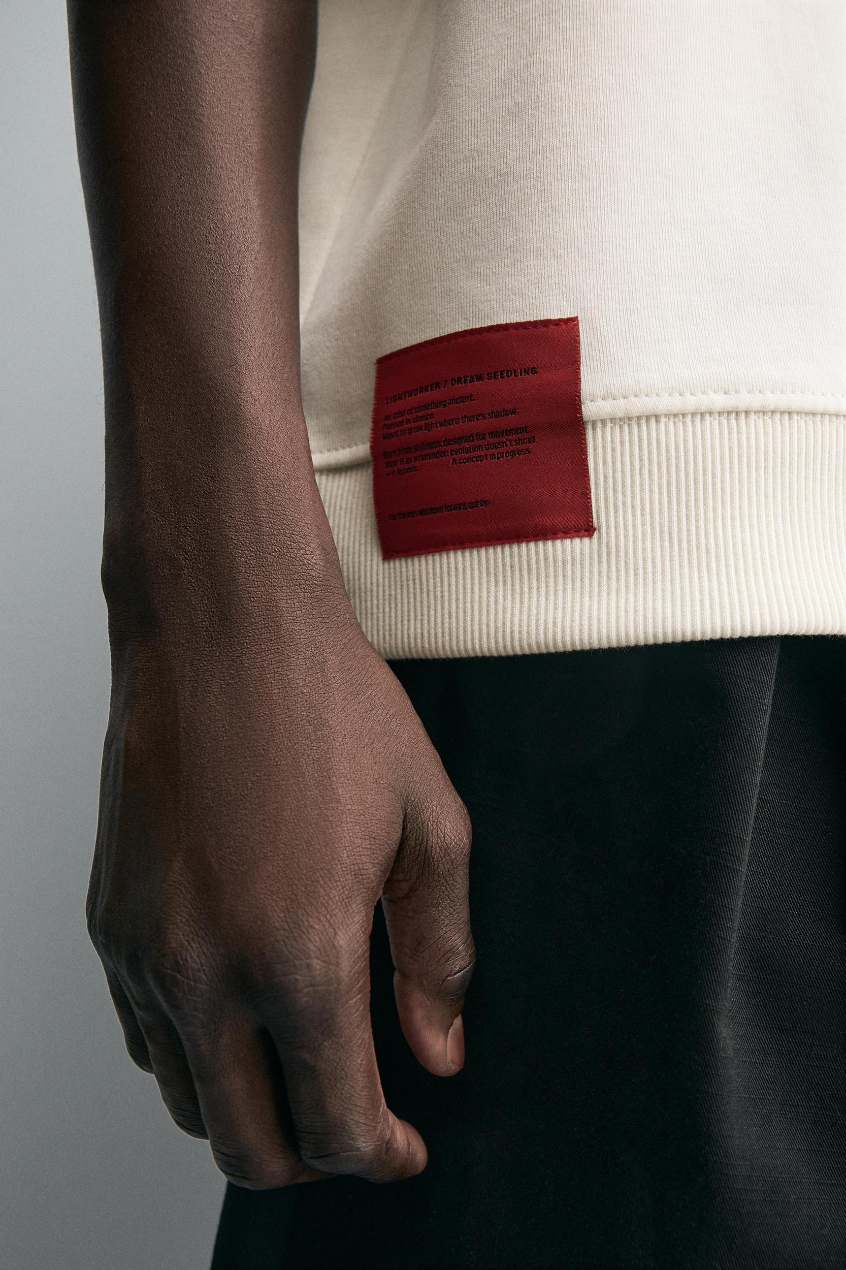 INTERLOCK TECHNICAL LABEL SWEATSHIRT Product Image